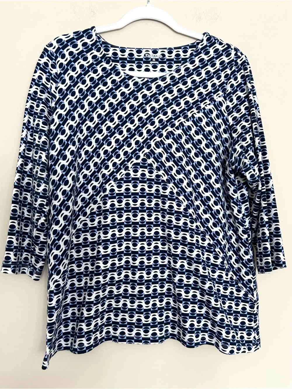 Kim Rogers Women’s Navy & White Geometric Scoop Neck Top